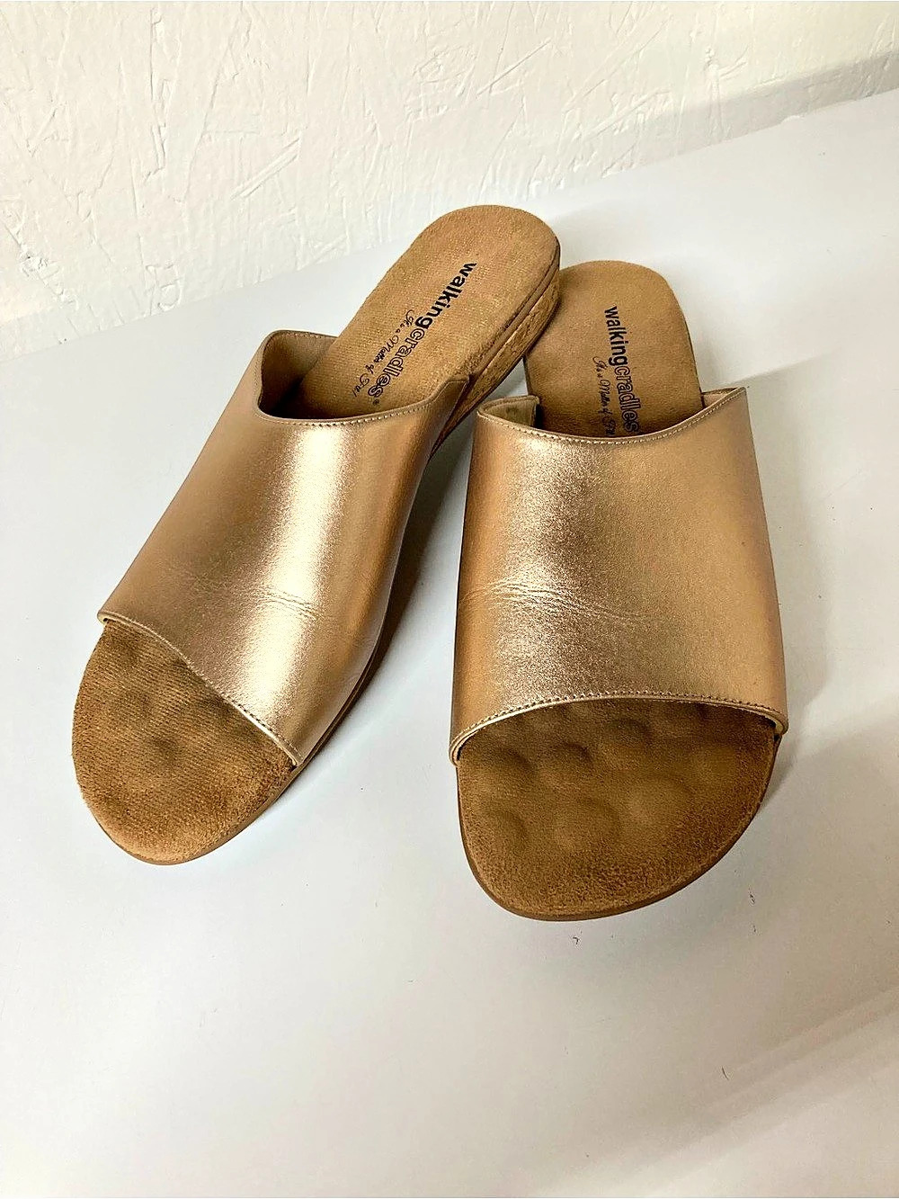 Walking Cradles Soft Leather Upper Slide Mules in Gold US 11 M